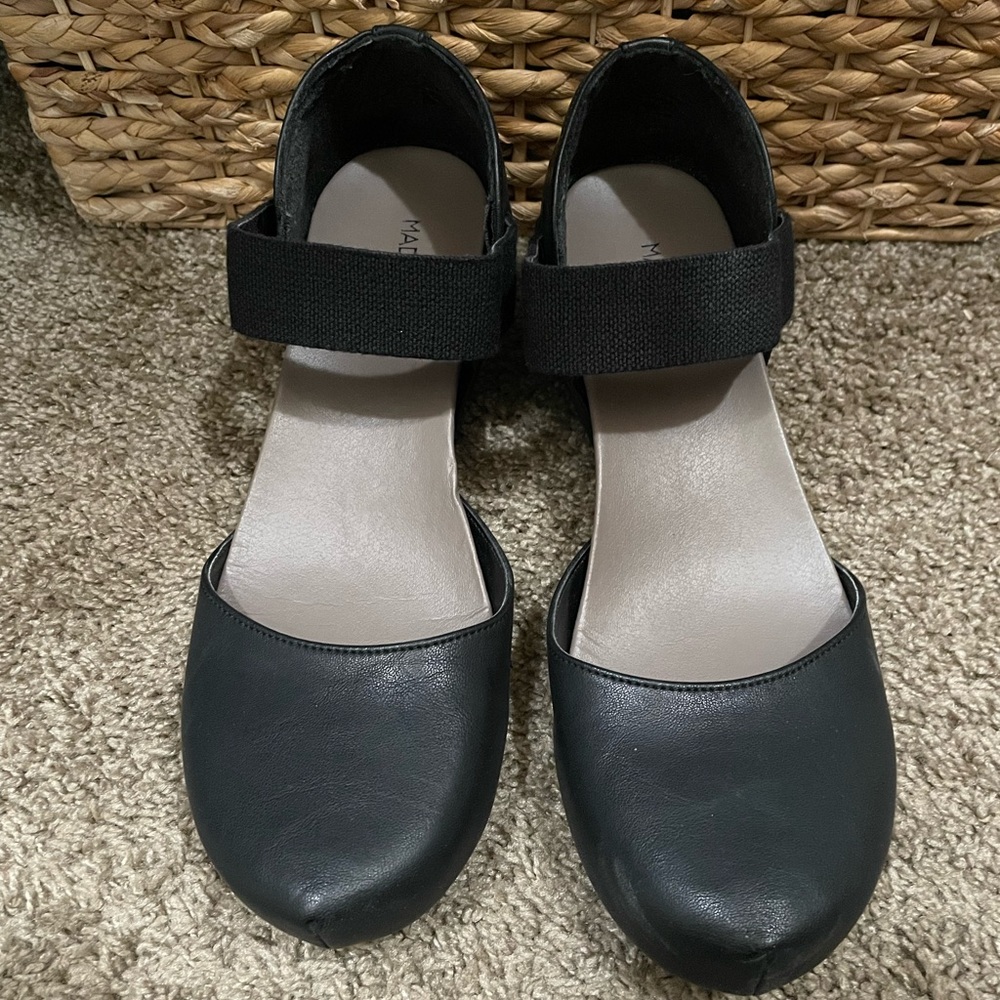Madeline Stuart  wedges